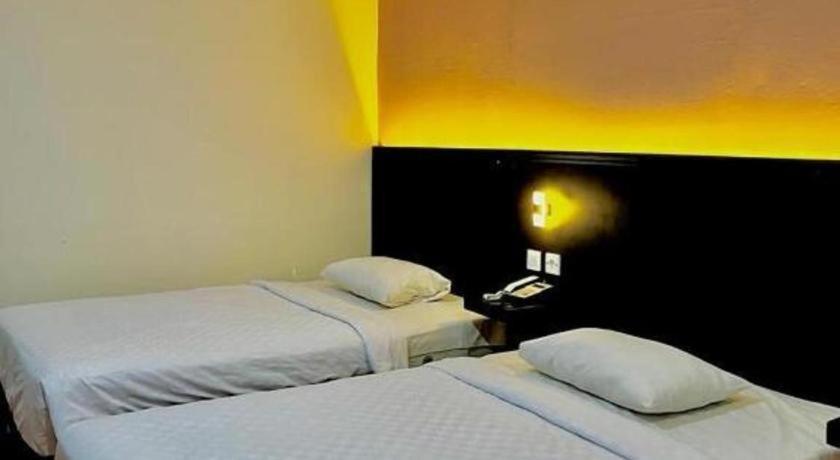 Hotel Benteng Букіттінгі Екстер'єр фото